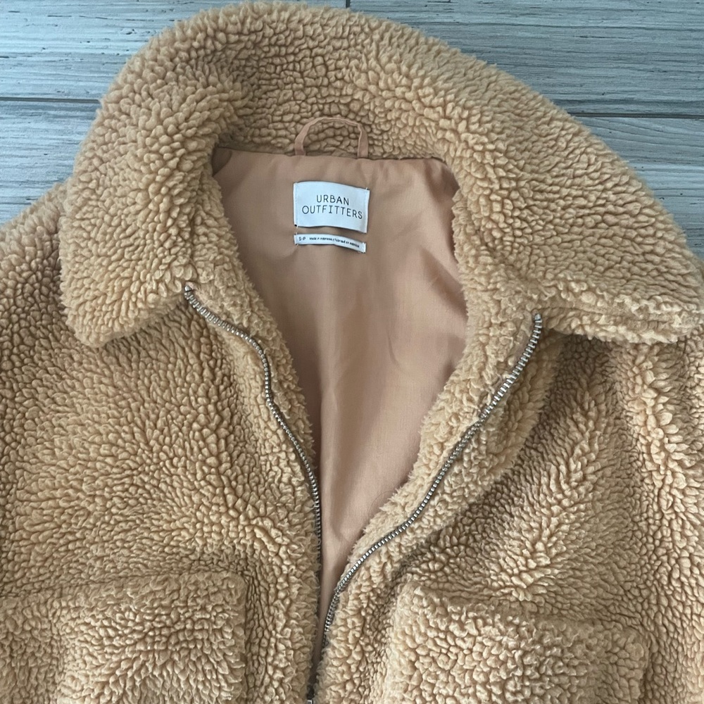 URBAN OUTFITTERS BOMBER JACKET.
